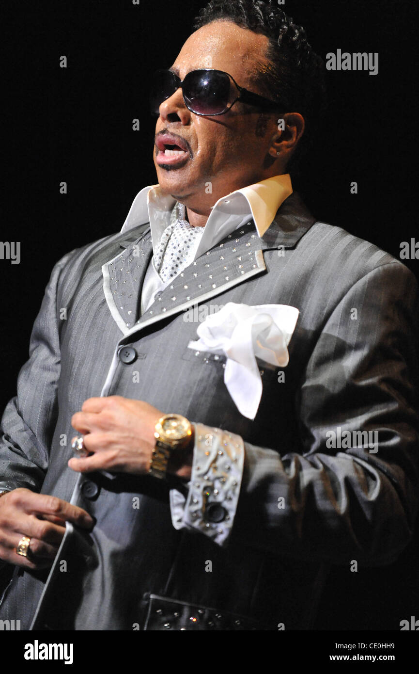 Aug. 7, 2011 - Los Angeles, CA, USA - Musician, MORRIS DAY and THE TIIME, performing at Funkfest 2001 at the Greek Theatre, Los Angeles, California, USA.  ..Credit Image:  cr Scott Mitchell/ZUMA Press (Credit Image: © Scott Mitchell/ZUMAPRESS.com) Stock Photo