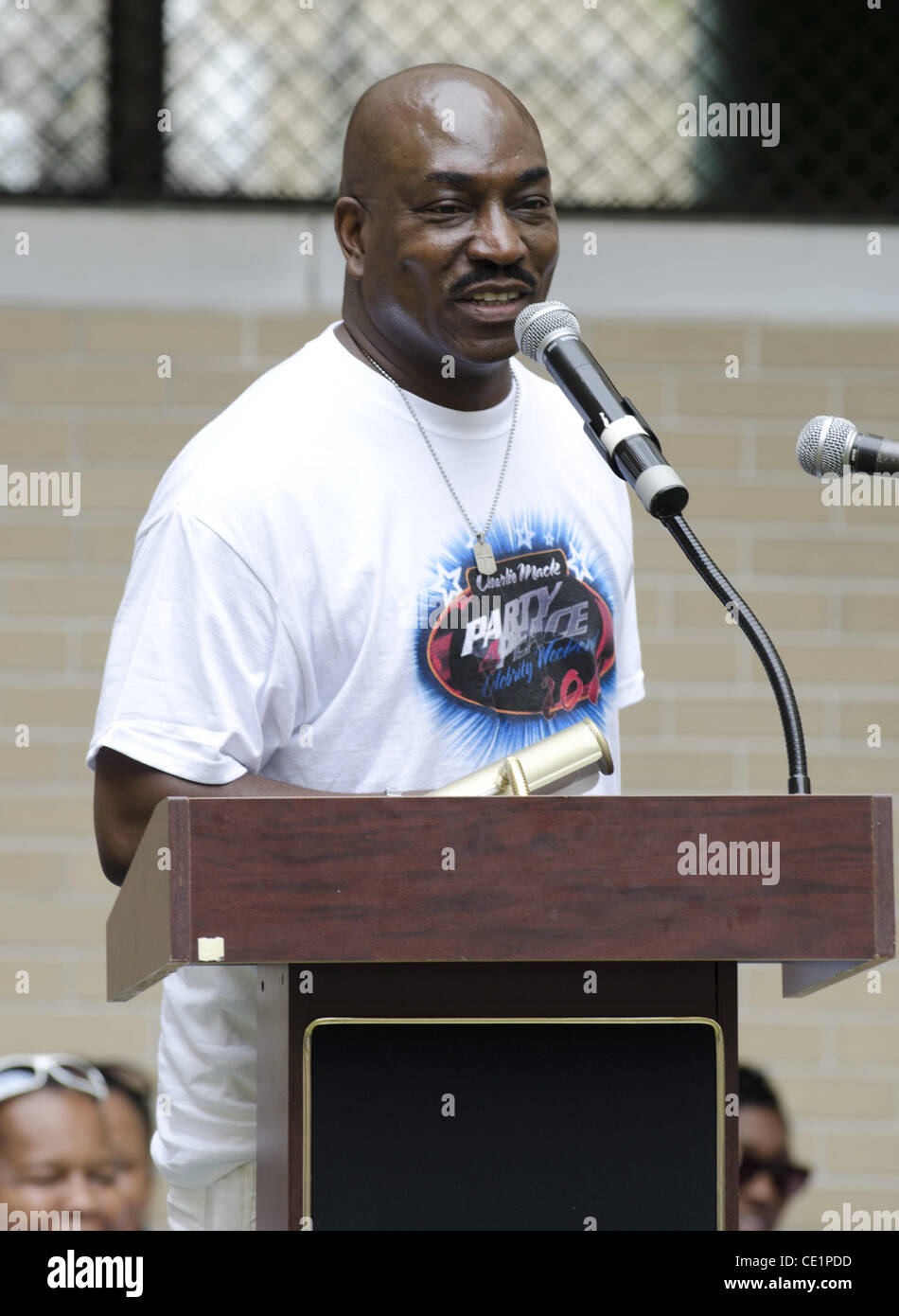 Clifton powell hi-res stock photography and images - Alamy