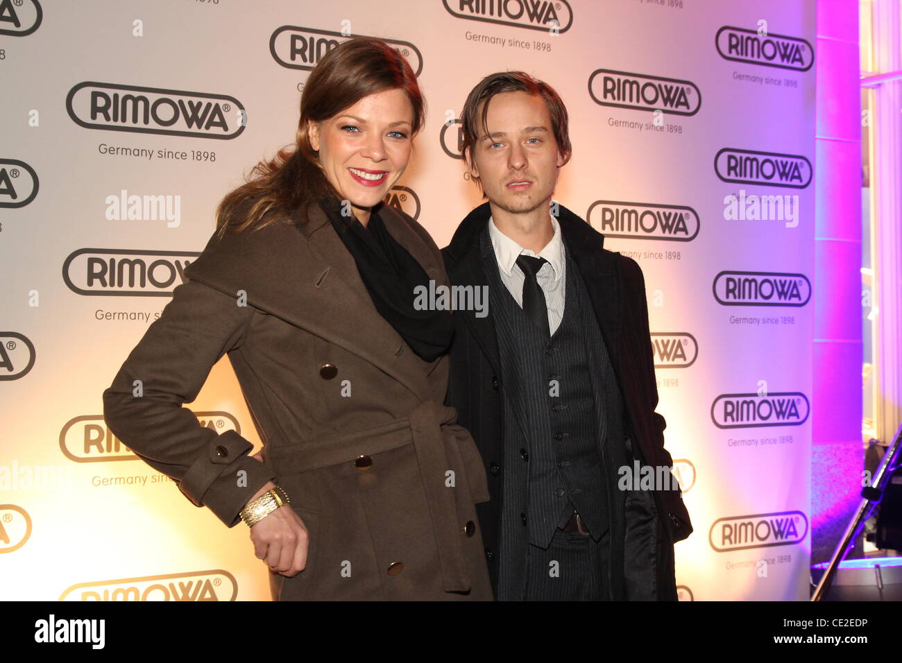 Jessica Schwarz , Tom Schilling at the grand opening of the Rimowa Flagship  Store. Cologne, Germany - 20.10.2010 Stock Photo - Alamy
