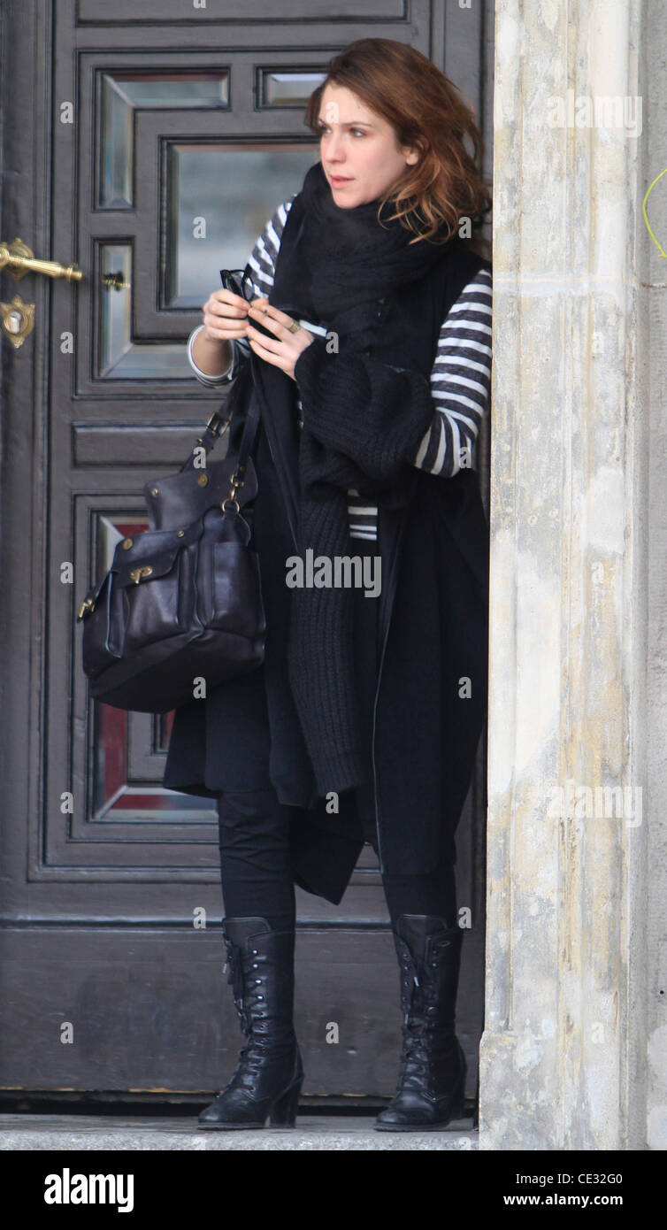 Italian actress Isabella Ragonese smoking a cigarette outside Hotel de Rome in Mitte before heading to a Shooting Stars event during the Berlin International Film Festival (Berlinale). Berlin, Germany - 12.02.2012 Stock Photo