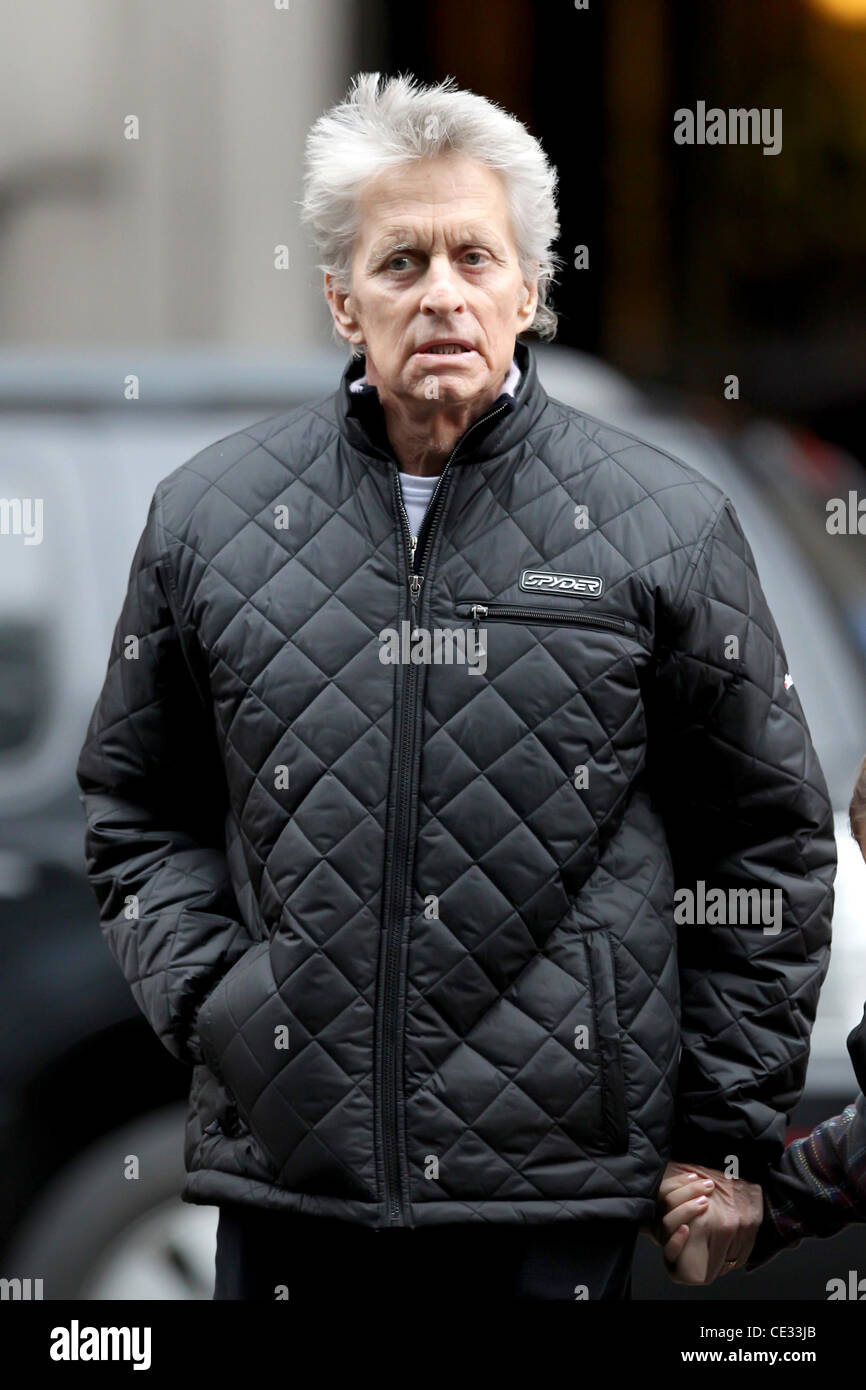 Michael douglas cancer update 2022
