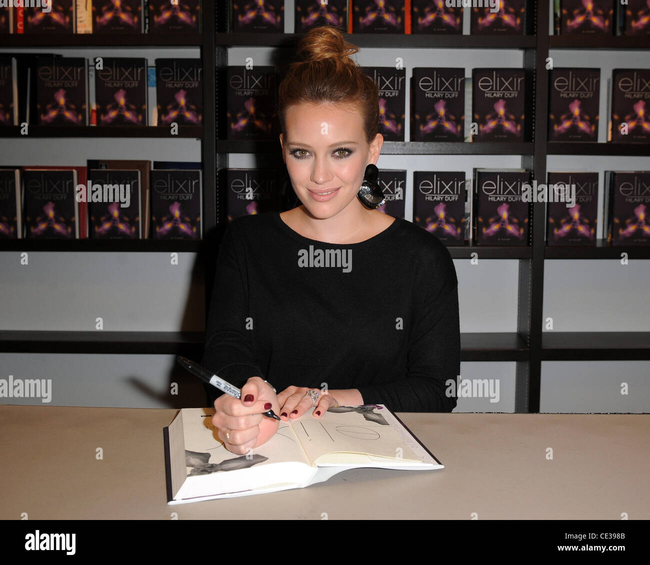 Hilary Duff Signing Copies Of Her Book Elixir At Barnes Noble