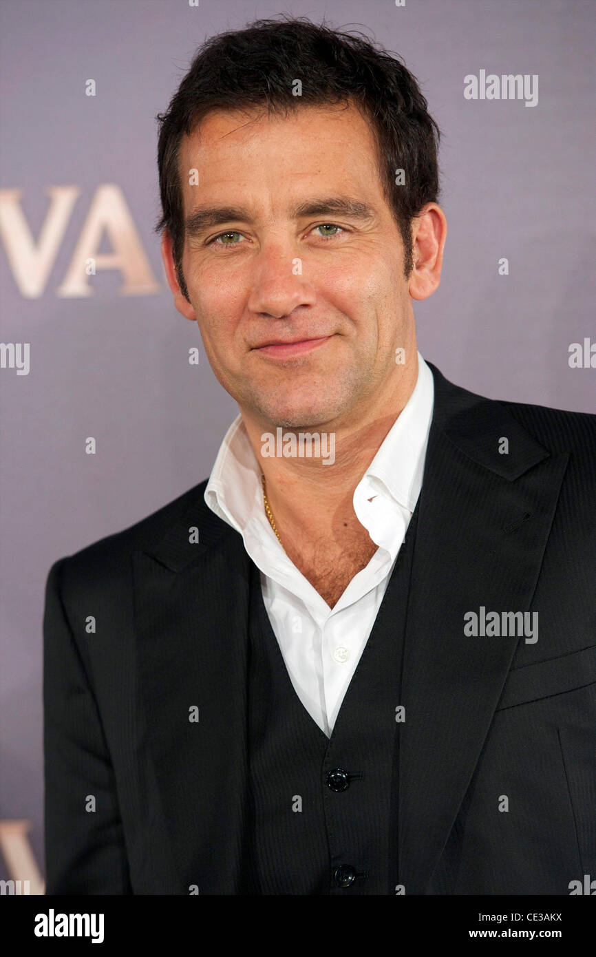 Клайв оуэн улыбается. Owen wants to make a project. Манчестер юнайтед оуэн. Клайв оуэн в молодости. Клайв оуэн улыбается.