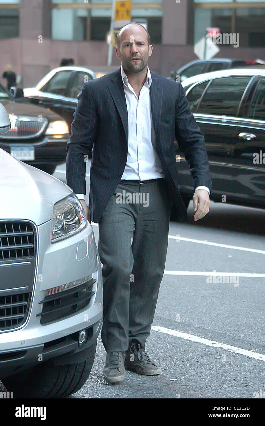 Jason Statham filming 'Safe' on location in Manhattan New York City, USA 22.10.10 Stock Photo
