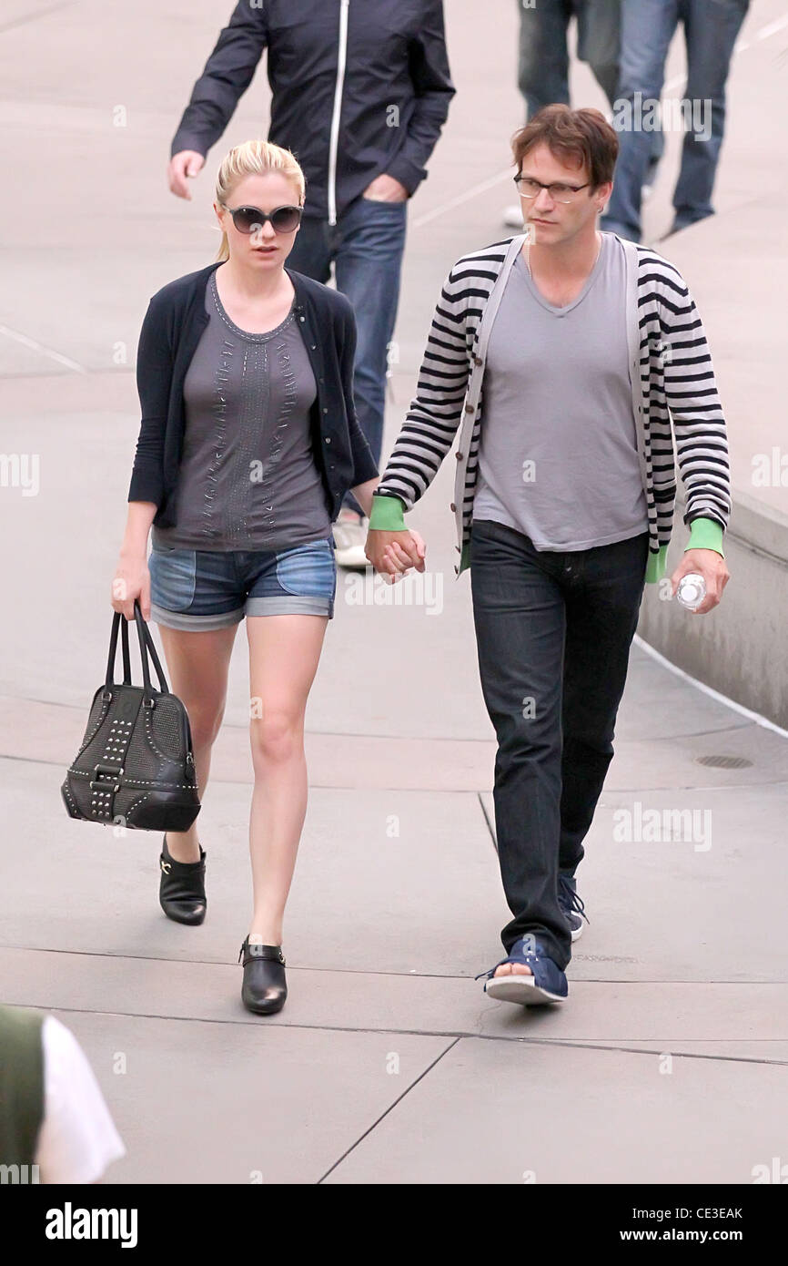 Anna Paquin and Stephen Moyer holding hands as they leave Arclight ...