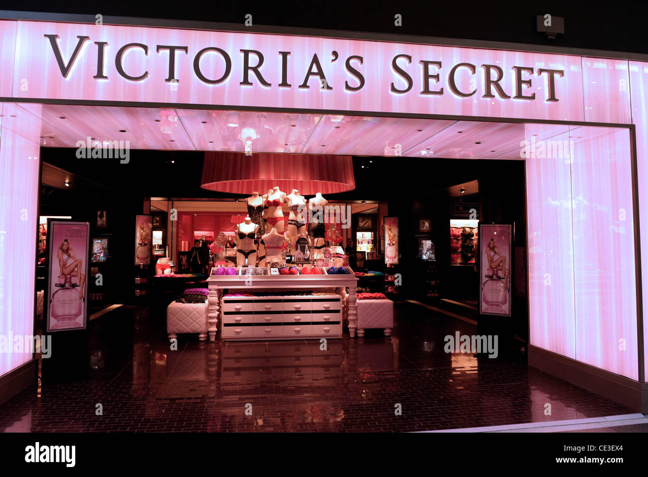 Atmosphere grand opening of Victoria's Secret new store in the