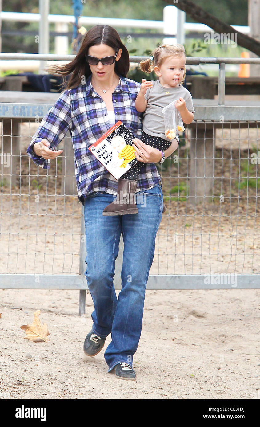 Jennifer Garner and Seraphina Affleck are seen doing various activities