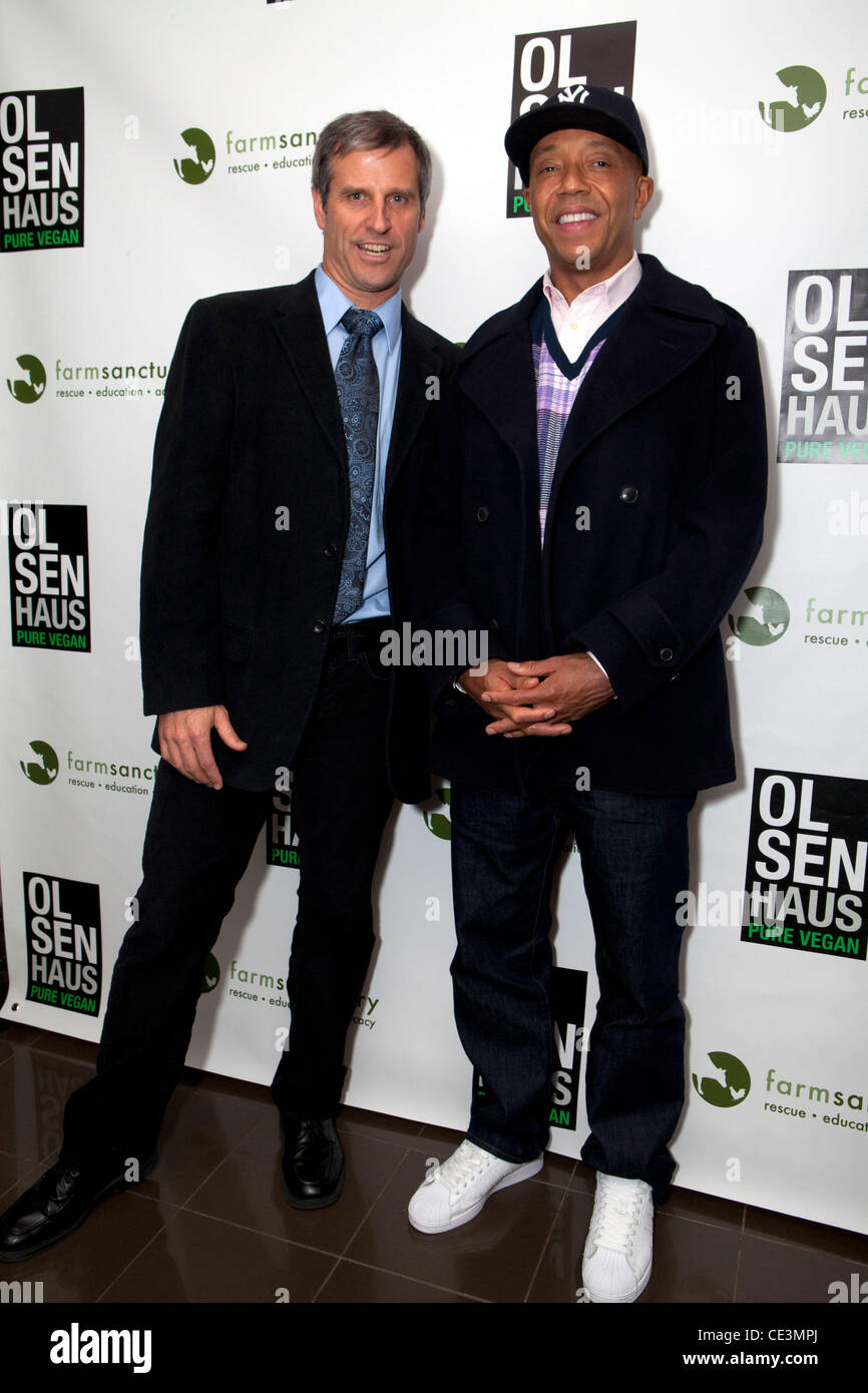 Gene Baur And Russel Simmons Olsen Haus Pure Vegan Farm Sanctuary