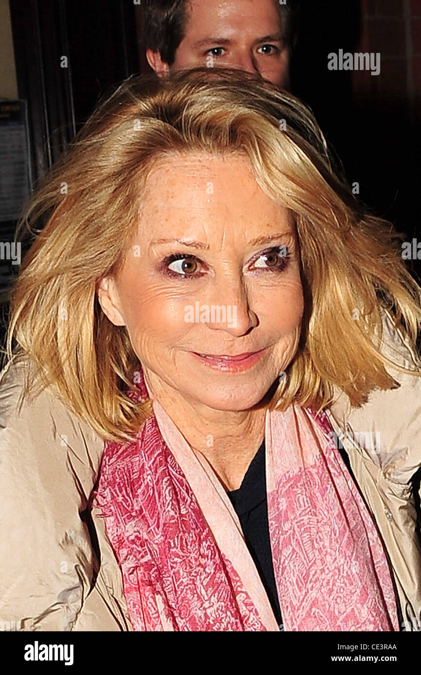 felicity-kendal-strictly-come-dancing-stars-return-to-their-hotel
