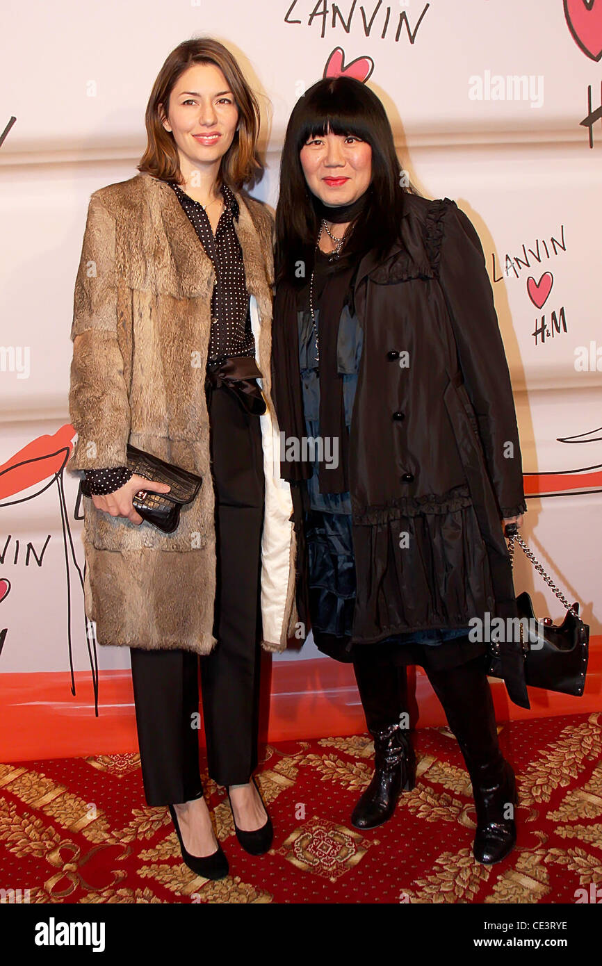 Sofia Coppola and Anna Sui Lanvin and H&M fashion show event, held at The  Pierre Hotel New York - Arrivals New York City, USA - 18.11.10 Stock Photo  - Alamy