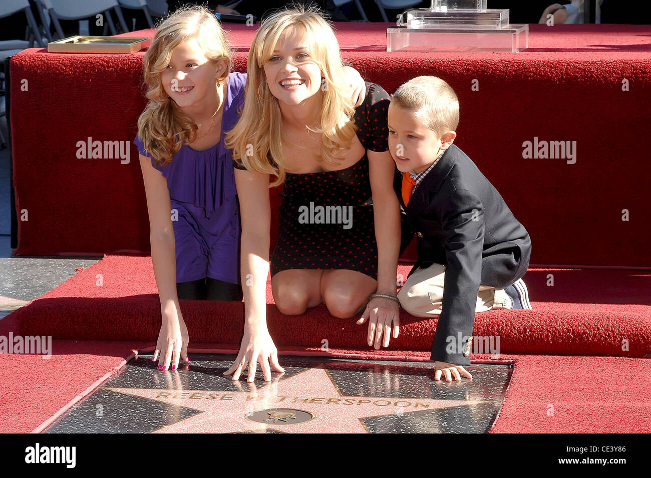 Ava Phillipe, Reese Witherspoon and Deacon Phillippe Reese Witherspoon