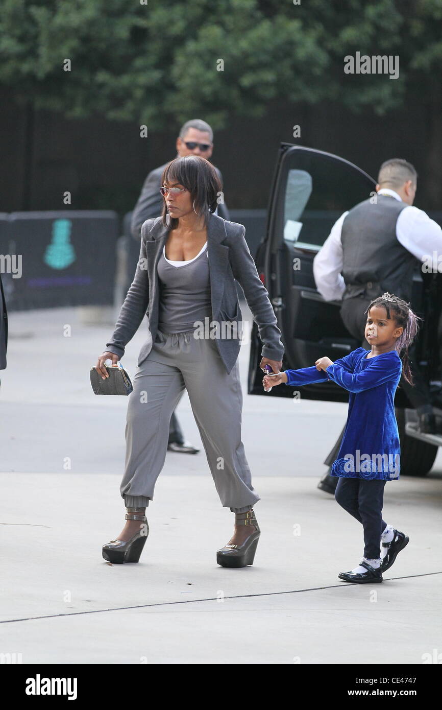 Angela Bassett Celebrities arrive for the LA Lakers vs. Miami Heat basketball game at Staples Center. Los Angeles, California - 25.12.10 Stock Photo