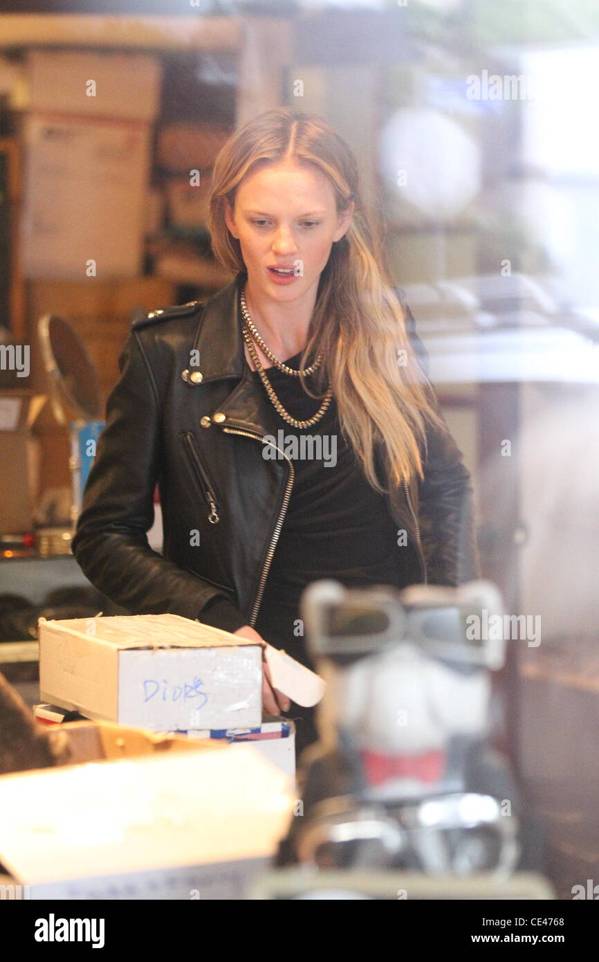 Paparazzi Anne Vyalitsyna nude (28 photo), Ass, Cleavage, Selfie, swimsuit 2019 Paparazzi Anne Vyalitsyna nudes (14 foto and video), Pussy, Bikini, Selfie, panties 2006