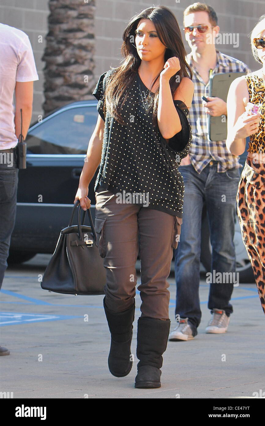 Kim Kardashian is seen wearing Ugg boots and an Hermes Birkin bag as she  heads to a studio in Culver City. Los Angeles, California - 28.12.10 Stock  Photo - Alamy