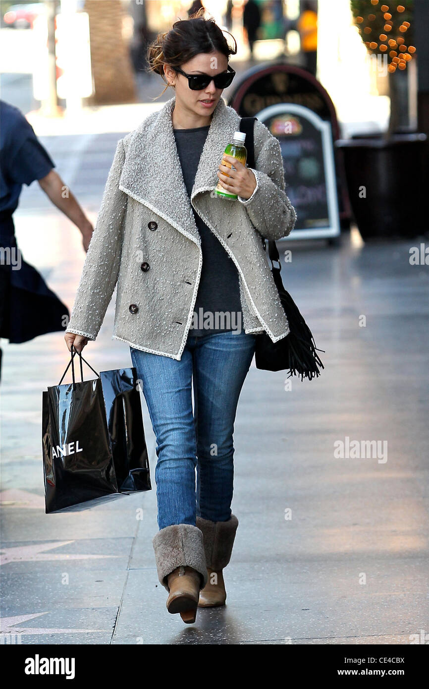 Rachel Bilson shopping at Chanel before buying some food at a cafe Los  Angeles, California - 14.01.11 Stock Photo - Alamy