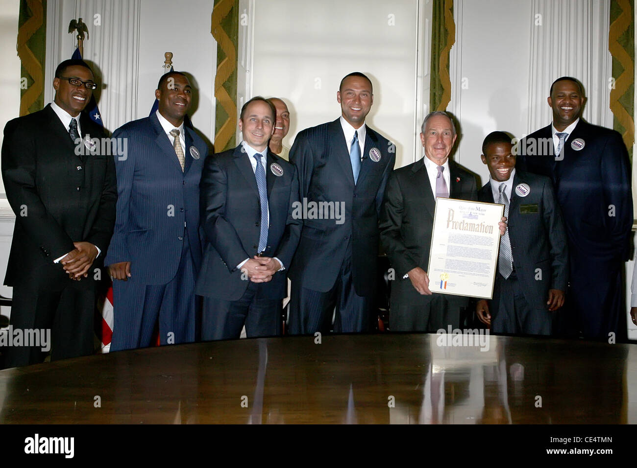 Curtis Granderson, Marcus Thames, Brian Cashman, Derek Jeter, Michael Bloomberg, Mohamed Kamara and CC Sabathia Mayor Michael Bloomberg meets New York Yankees' Hope Week 2010 honouree at City Hall New York City, USA - 18.08.10 Stock Photo