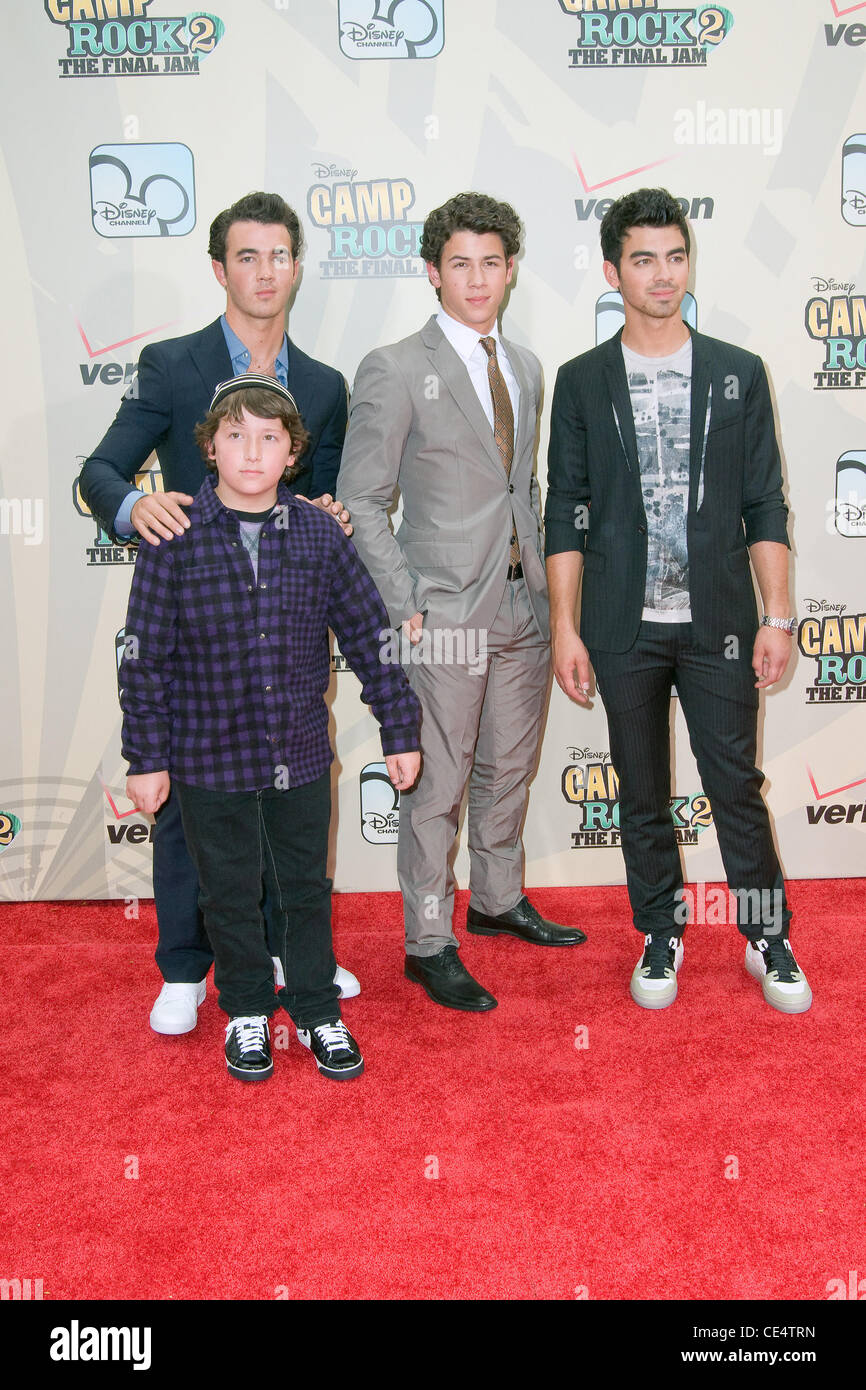 Kevin Jonas, Frankie Jonas, Nick Jonas and Joe Jonas World Premiere of