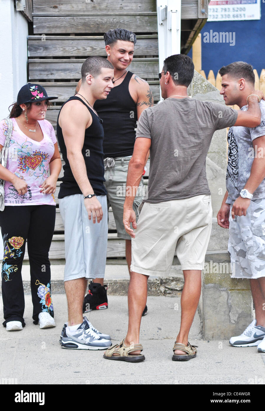 Ronnie Ortiz-Magro, Pauly Delvecchio, VInny Guadagnino, Deena Cortese