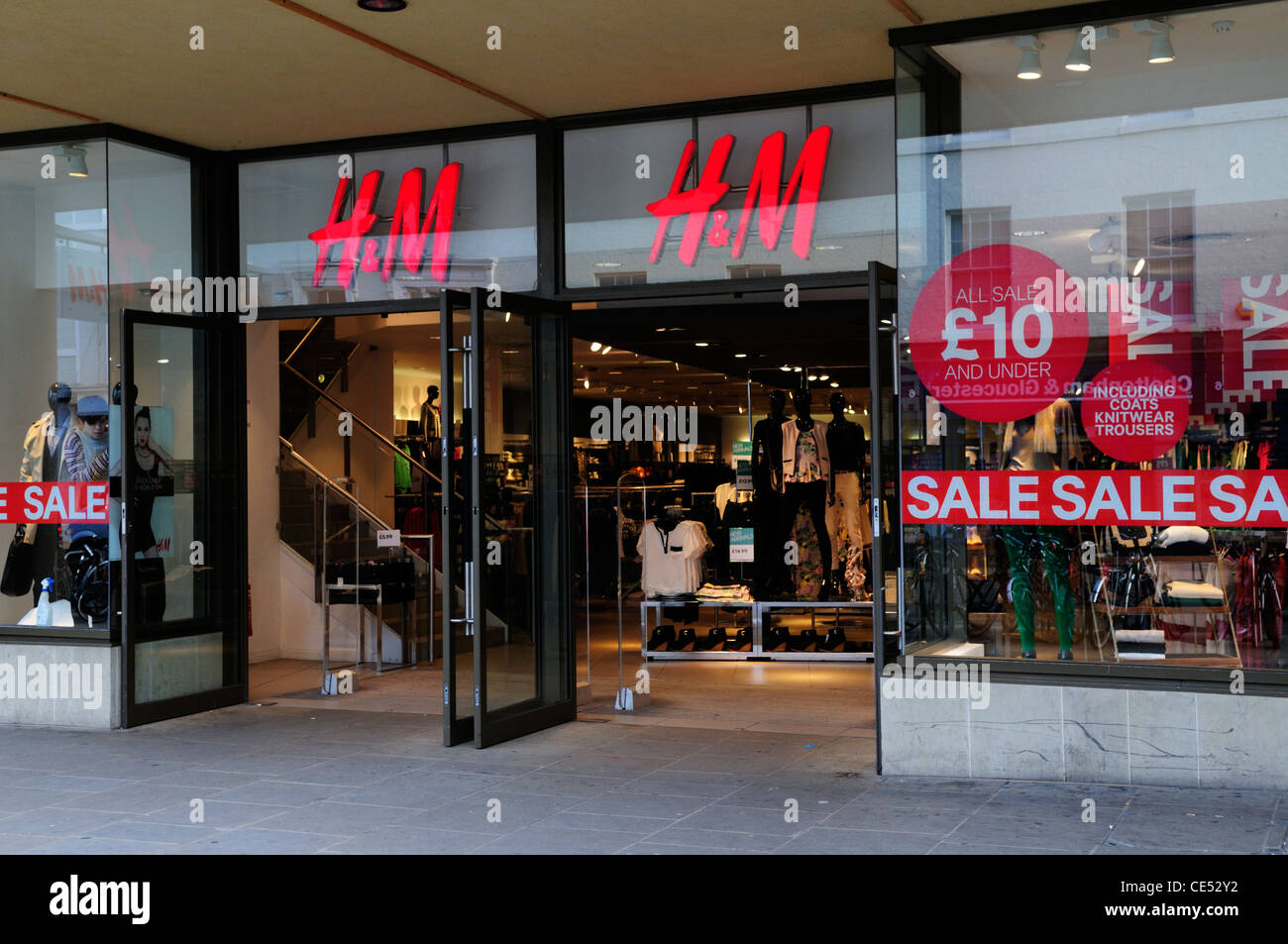 H&M Clothes Shop, Cambridge, England, UK Stock Photo - Alamy