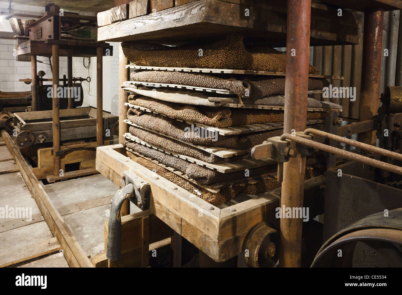 Old cider presses at the Cider Museum, Hereford, Herefordshire Stock Photo