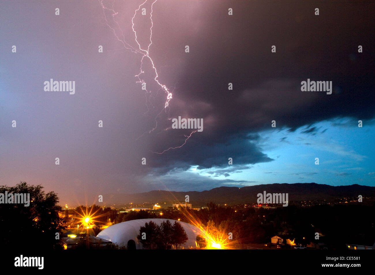 Electrical thunder storm hi-res stock photography and images - Alamy