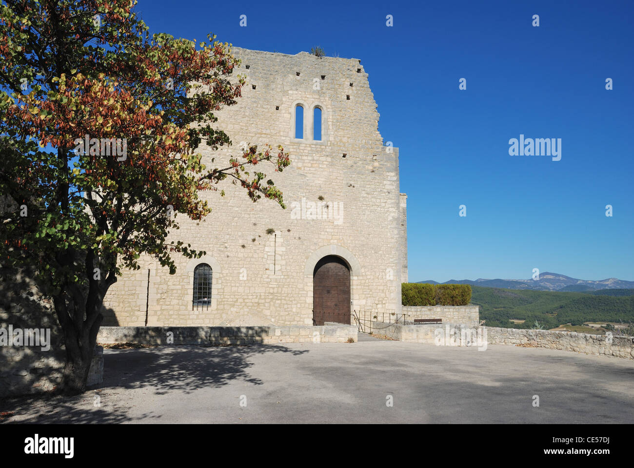 Chateau du Crestet, Vaucluse, Provence, France. Stock Photo