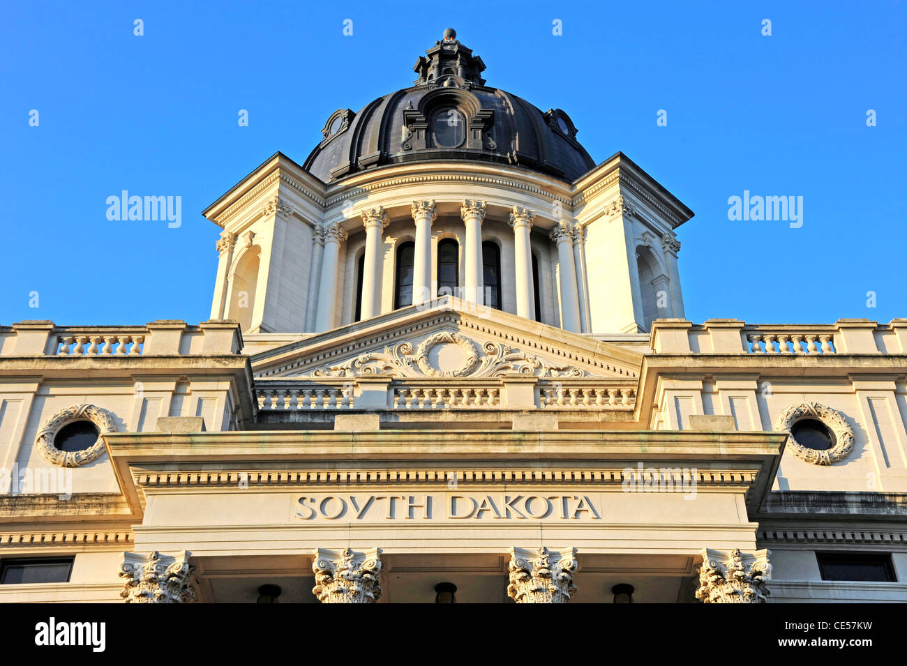 south-dakota-state-capitol-building-complex-stock-photo-alamy