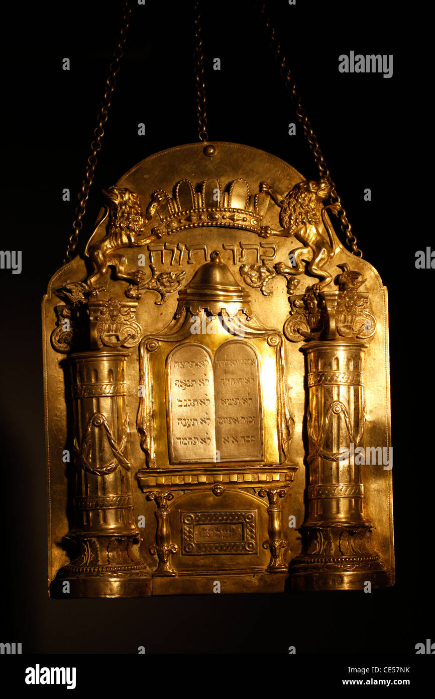 A richly decorated ornament for Torah scrolls in the Synagogue of Yad Vashem, the World Holocaust Remembrance Center, in Jerusalem, Israel, commemorating the 6 million Jewish victims killed by the Nazis during World War II. Stock Photo