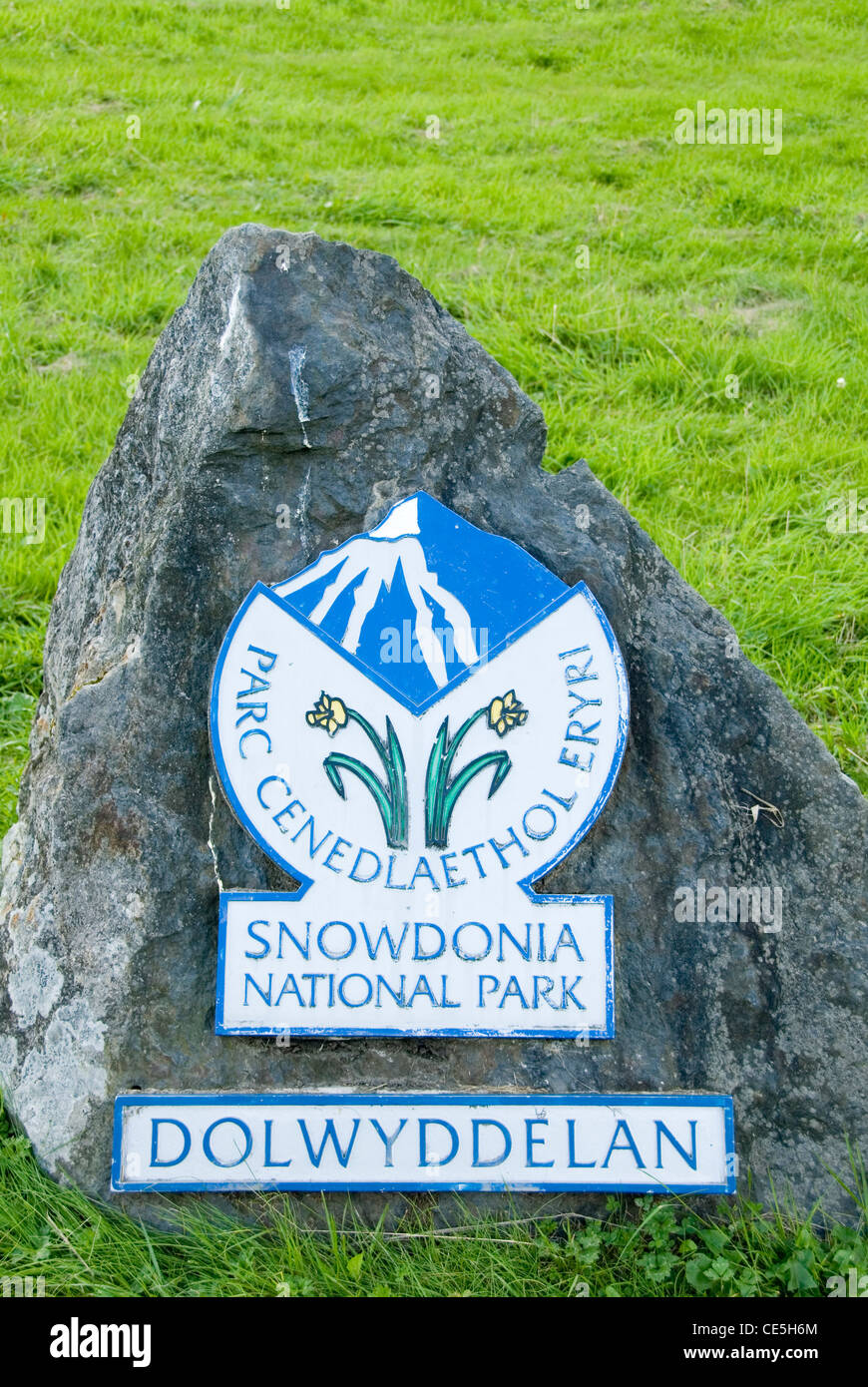 Dolwyddelan, Snowdonia National Park Sign on Rock, Betws y Coed, Gwynedd, North Wales, UK Stock Photo