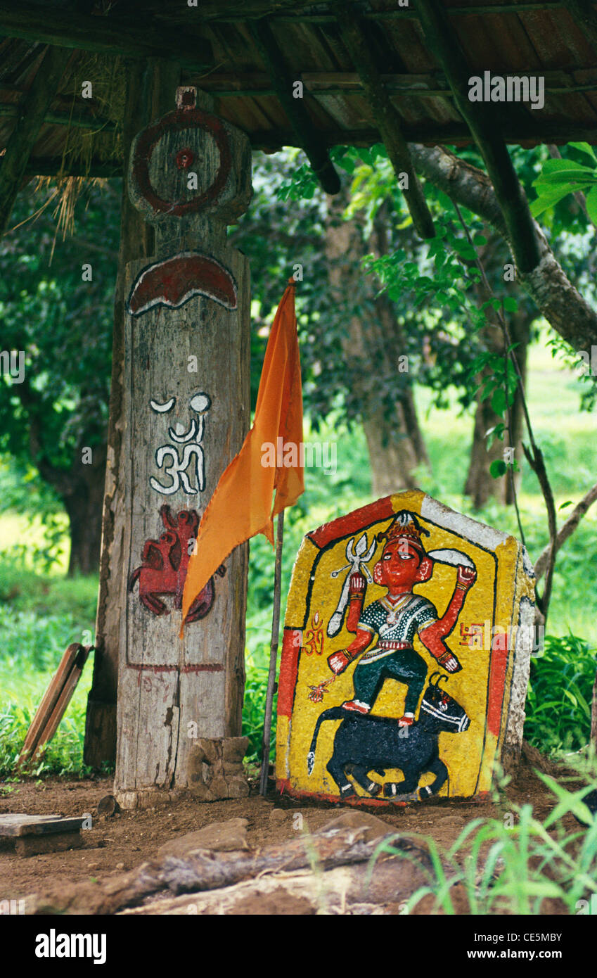 Indian village shiv temple hi-res stock photography and images - Alamy