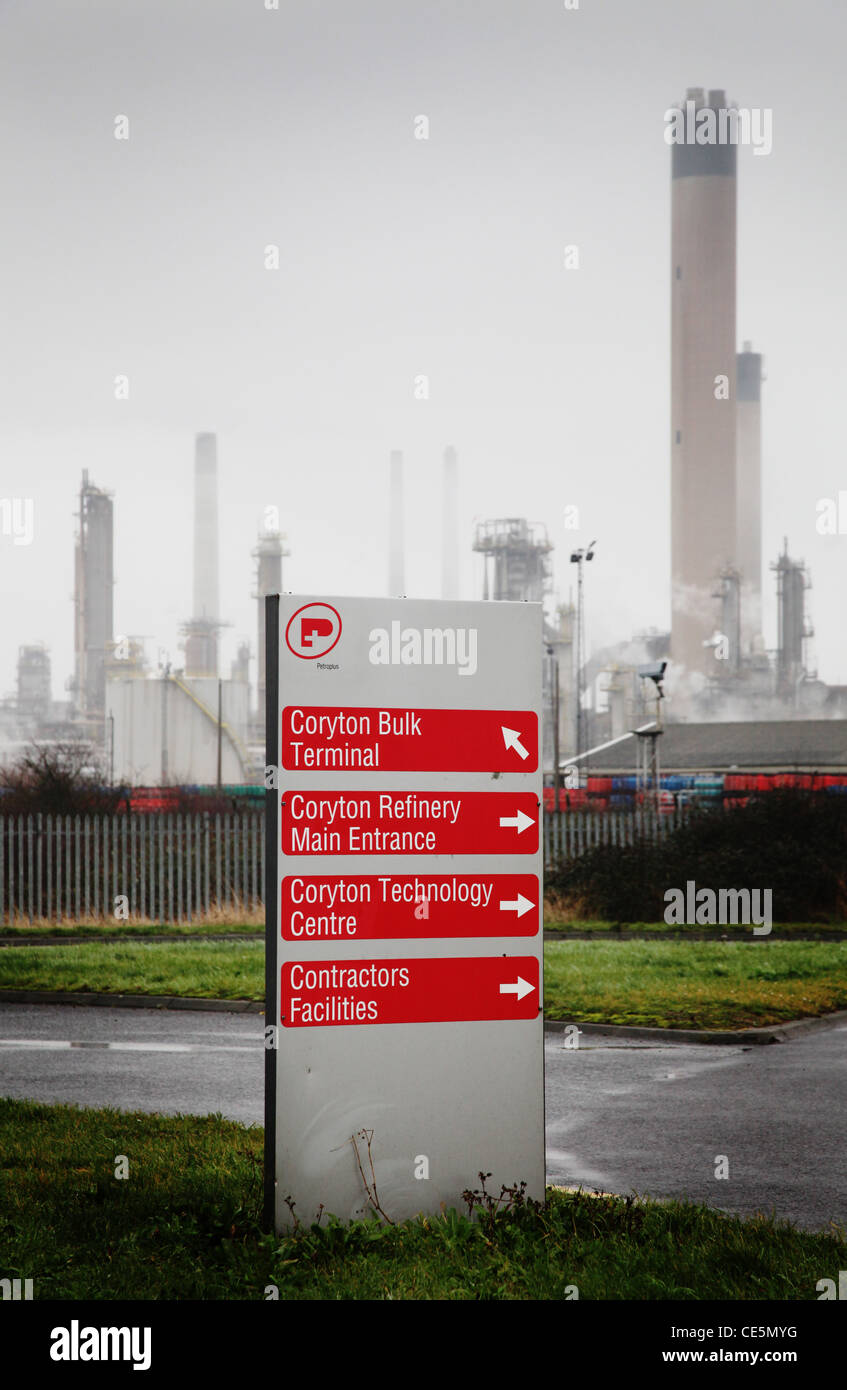 The Petroplus Oil Refinery at Coryton Essex Stock Photo - Alamy