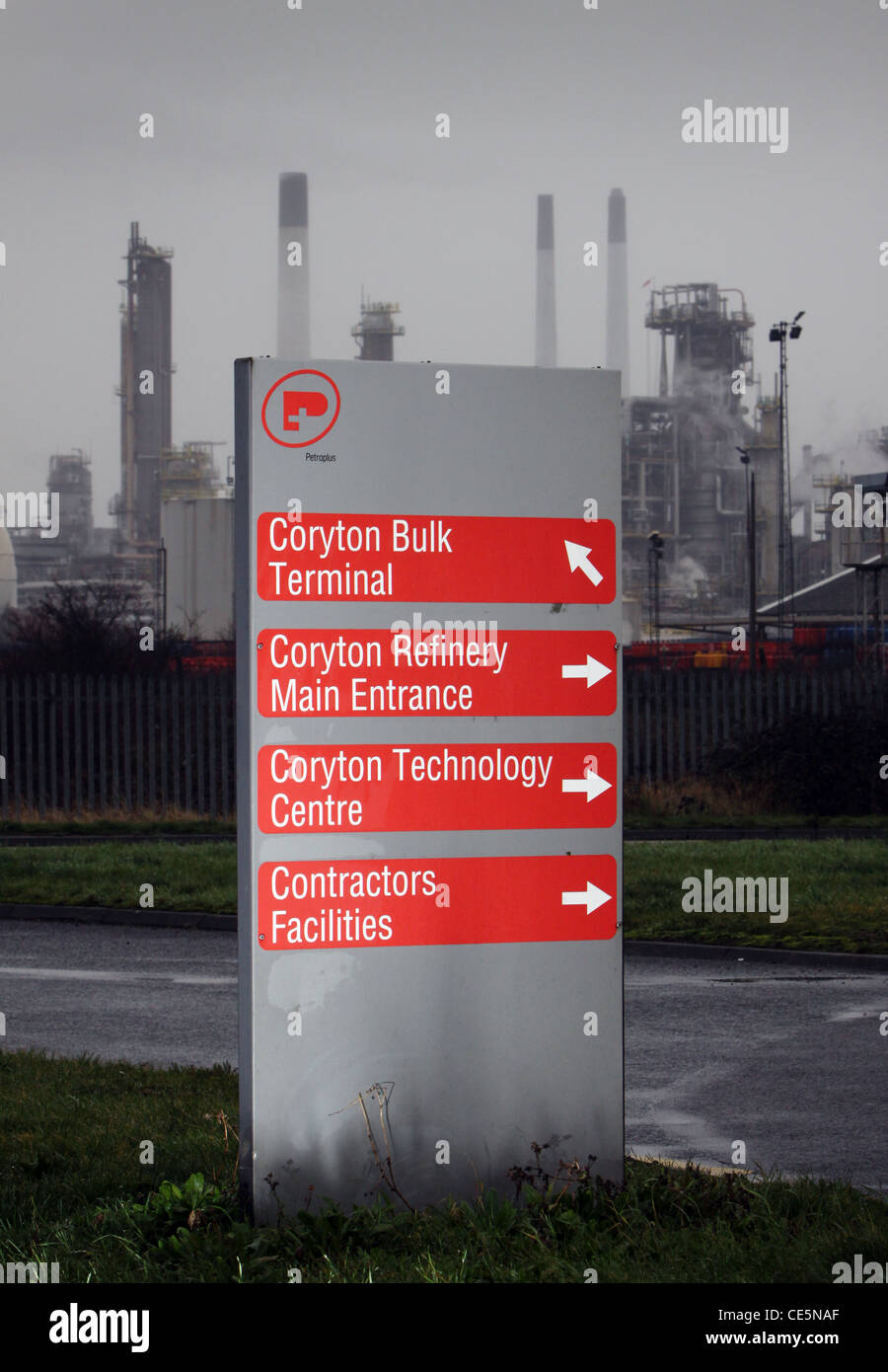 The Petroplus Oil Refinery at Coryton Essex Stock Photo - Alamy