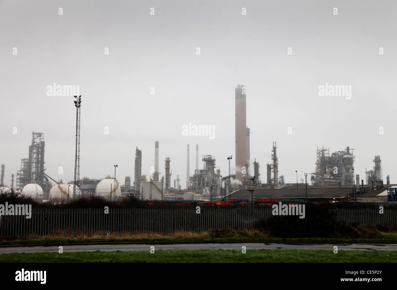 The Petroplus Oil Refinery at Coryton Essex Stock Photo - Alamy