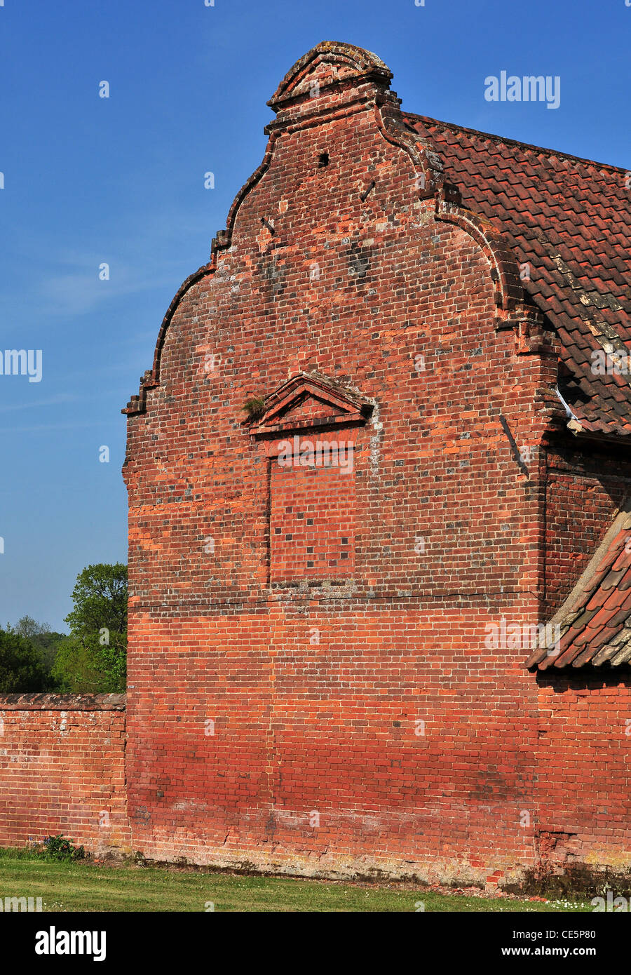 Red Brick Farm Building High Resolution Stock Photography And Images Alamy