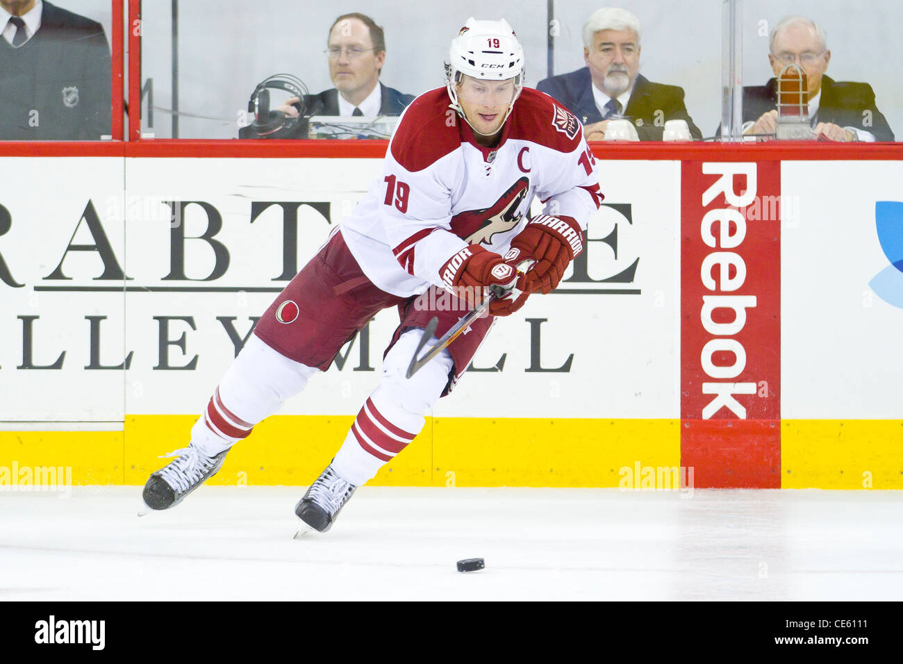 Phoenix Coyote Shane Doan in an NHL game during the 2011-2012 season at the RBC Center in Raleigh, NC Stock Photo