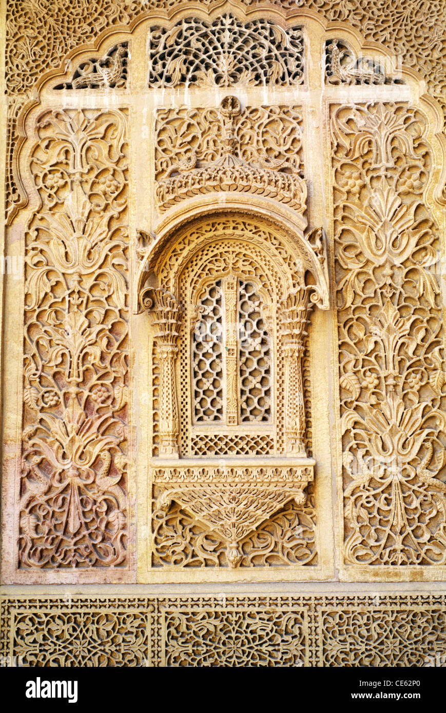 Stone Indian Jali Window Panel From Jaisalmer - 19thC Stone Indian Jali Window Panel From Jaisalmer - 19thC