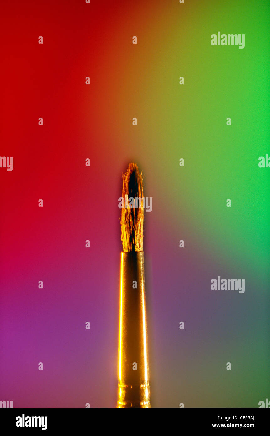 Artist paint brush hi-res stock photography and images - Alamy