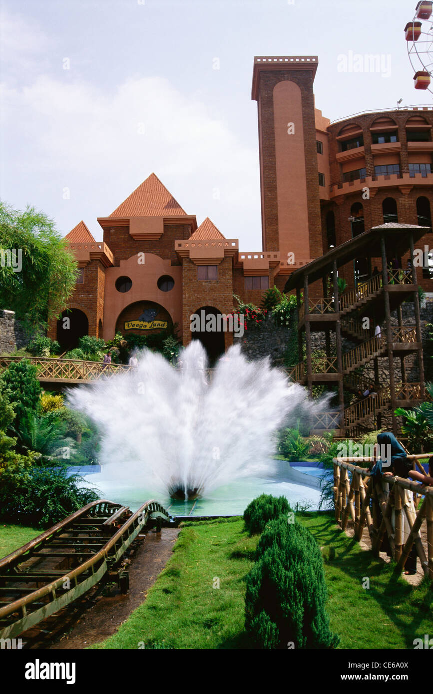Indian amusement park rides hires stock photography and images Alamy