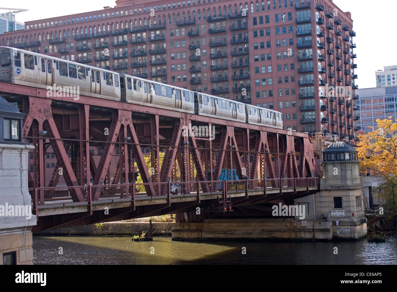 Lake Street Bridge over the Chicago River Stock Photo Alamy