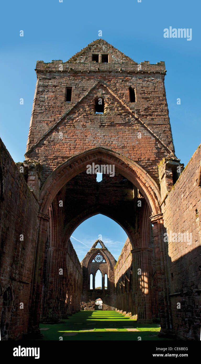 Sweetheart Abbey founded in 1273 by Lady Devorgilla of Galloway in memory of her husband John Balliol. Dumfries and Galloway Stock Photo