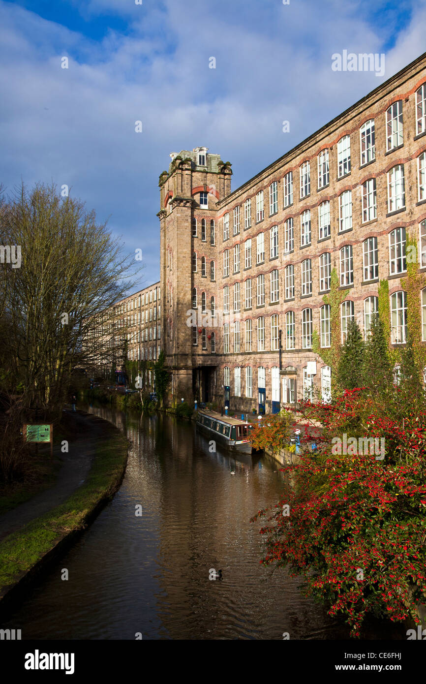 Macclesfield Canal at Clarence Mill, Bollington,Cheshire Stock Photo