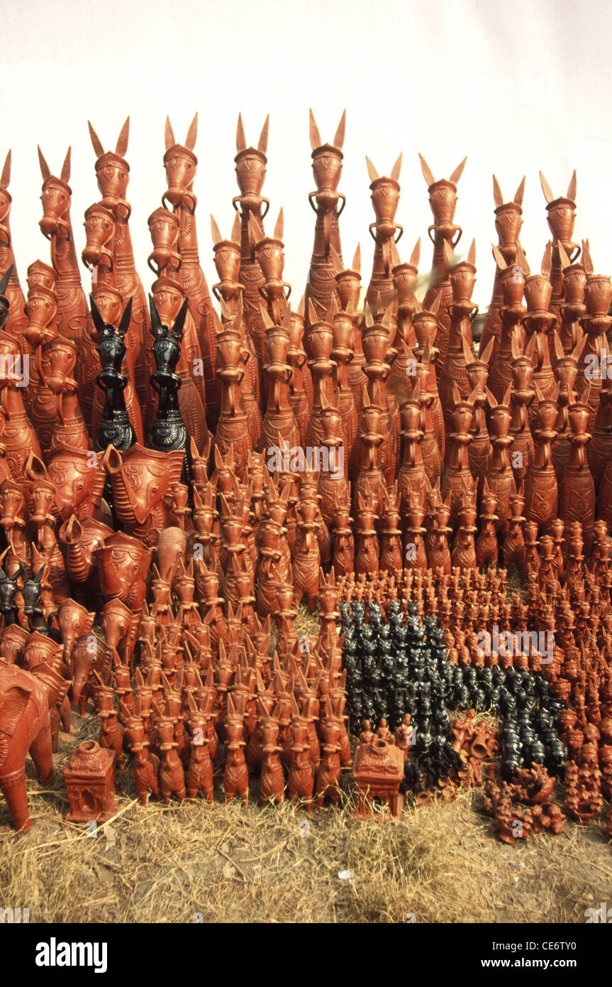 Terracotta handicrafts statues bankura horse ; Bankura ; Medinipur division ; West Bengal ; india ; asia Stock Photo