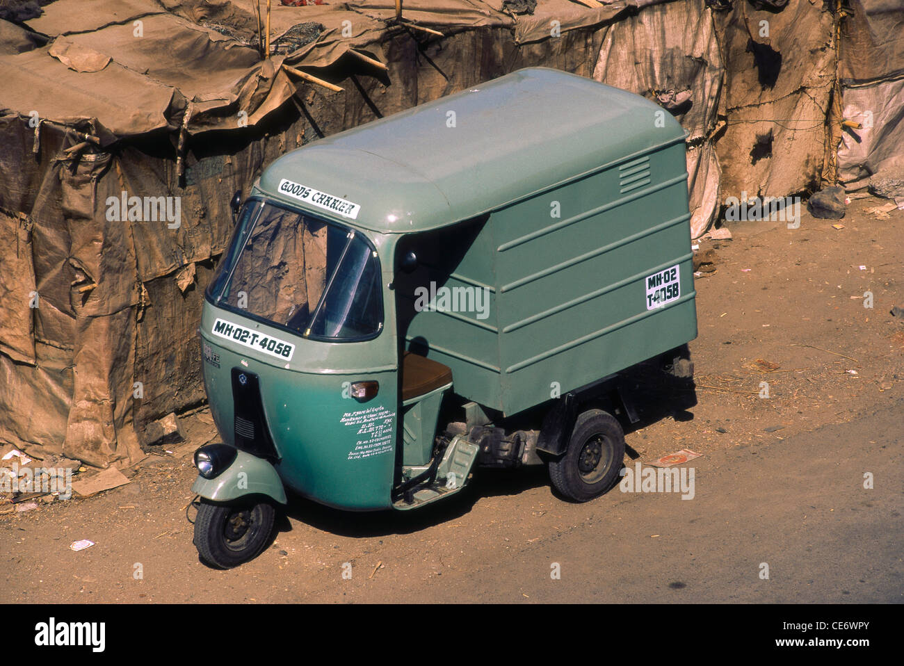 Auto rickshaw tempo goods carrier ; bombay ; mumbai ; maharashtra