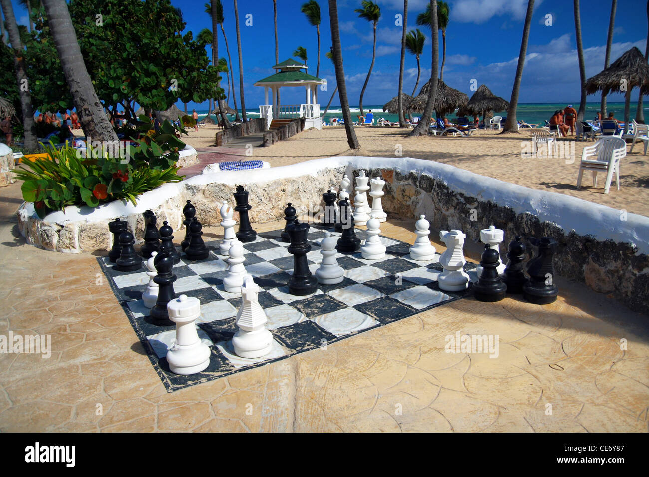 The Princesa Playa becomes a large chessboard