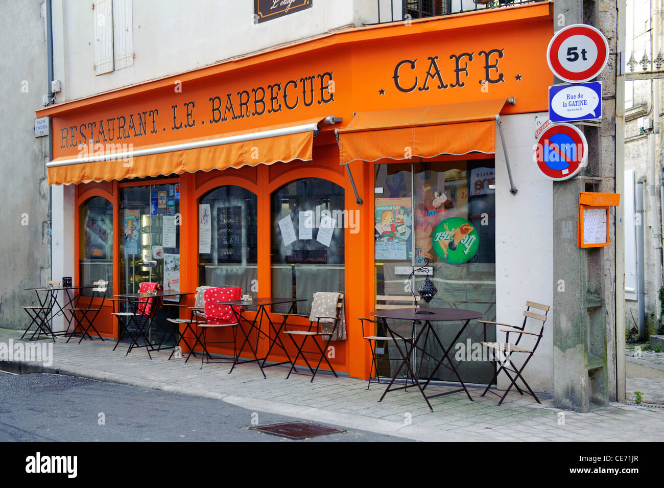 Stock photo of a french cafe in Angouleme Stock Photo - Alamy
