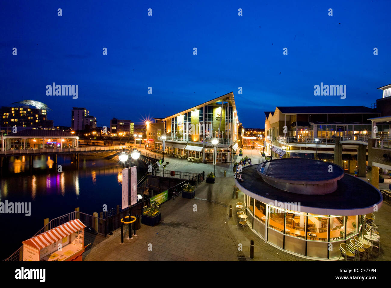 Mermaid Quay in Cardiff Bay Stock Photo: 43185705 - Alamy