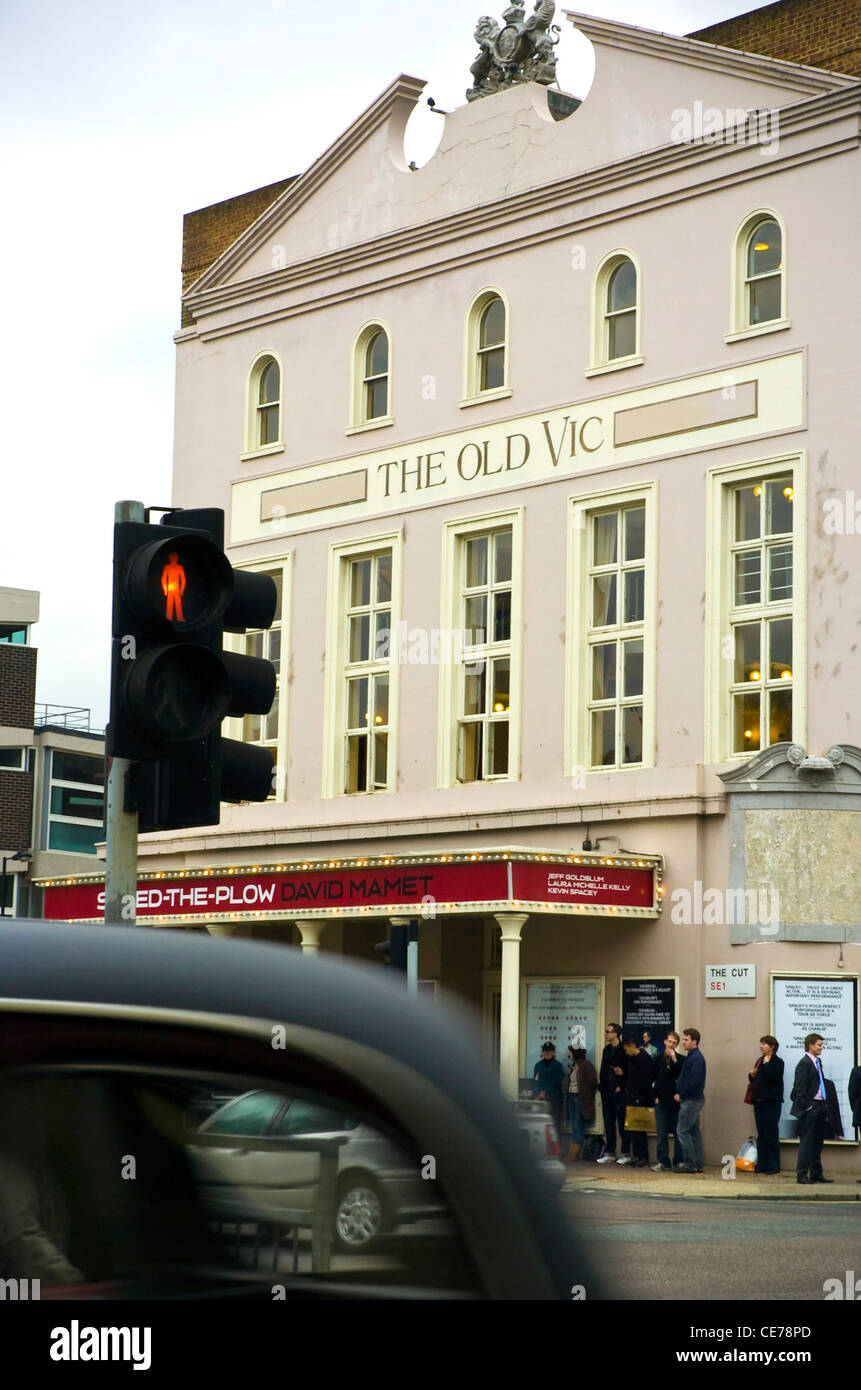 Old vic theatre street london hi-res stock photography and images - Alamy
