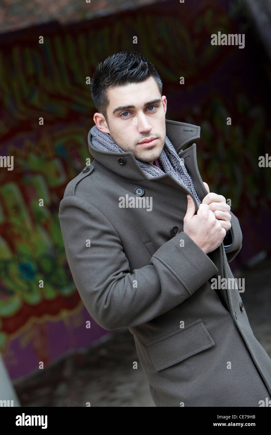 Pose posed posing model hi-res stock photography and images - Alamy