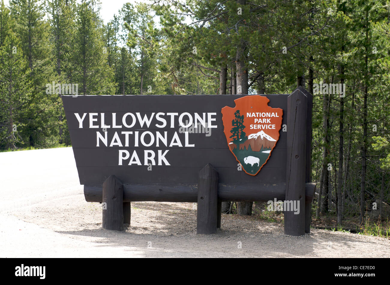 Yellowstone National Park Entrance Stock Photo Alamy