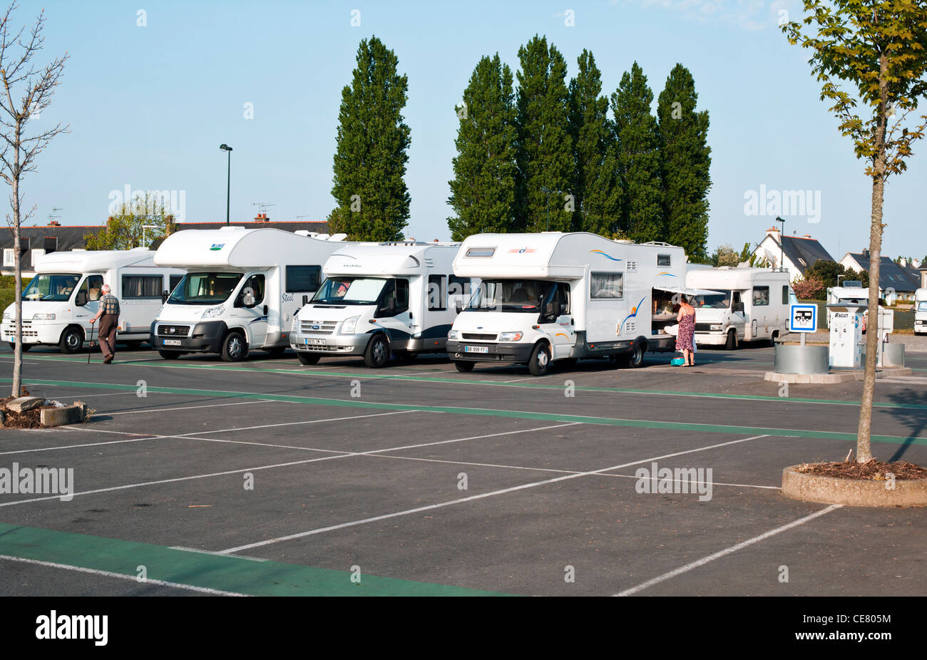 Motorhome parking hi-res stock photography and images - Alamy